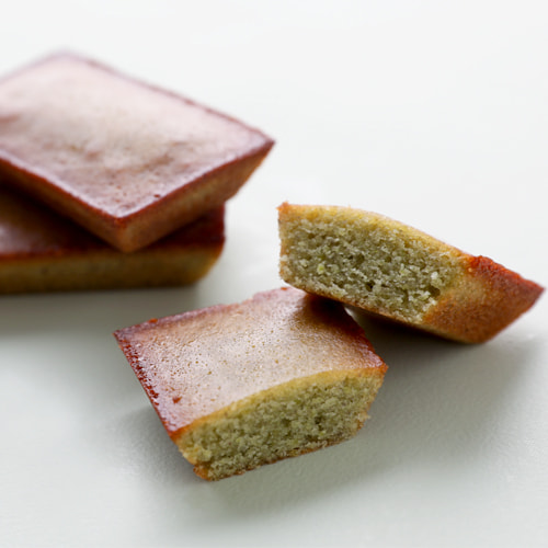 だだちゃ豆右衛門詰合せ 12個入（だだちゃ餅×4個、だだちゃ豆の